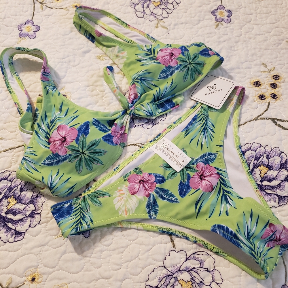 Cupshe Green Floral Bikini Set